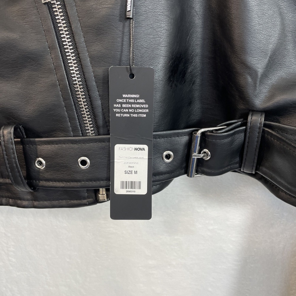 Fashion Nova Womens M Cropped Faux Leather Moto Jacket Zip L Sleeve+Belt NWTAGS - Picture 3 of 13
